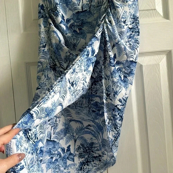 Cider Landscape Painting Ruched Skirt in Blue Size XS - Picture 4 of 7